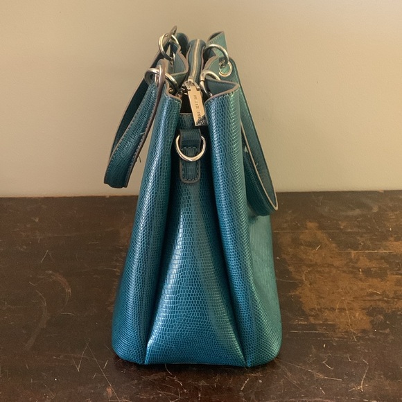 Anne Klein Turquoise Croc Embossed Handbag - Picture 2 of 7